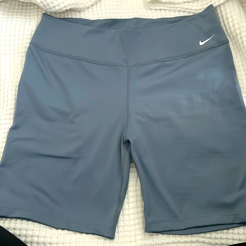 Women’s XL Nike Dri-Fit Bike Shorts.